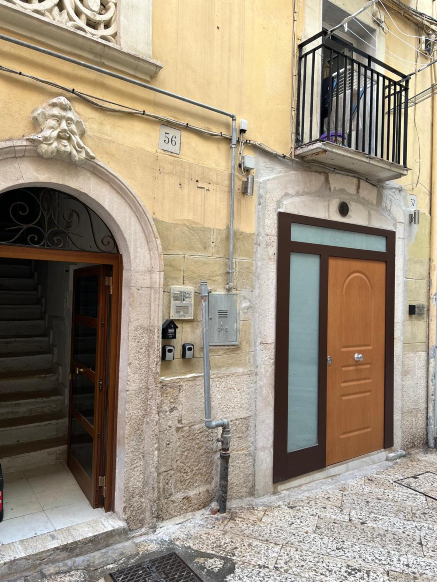 Bona Sforza Suites Bari Bagian luar foto