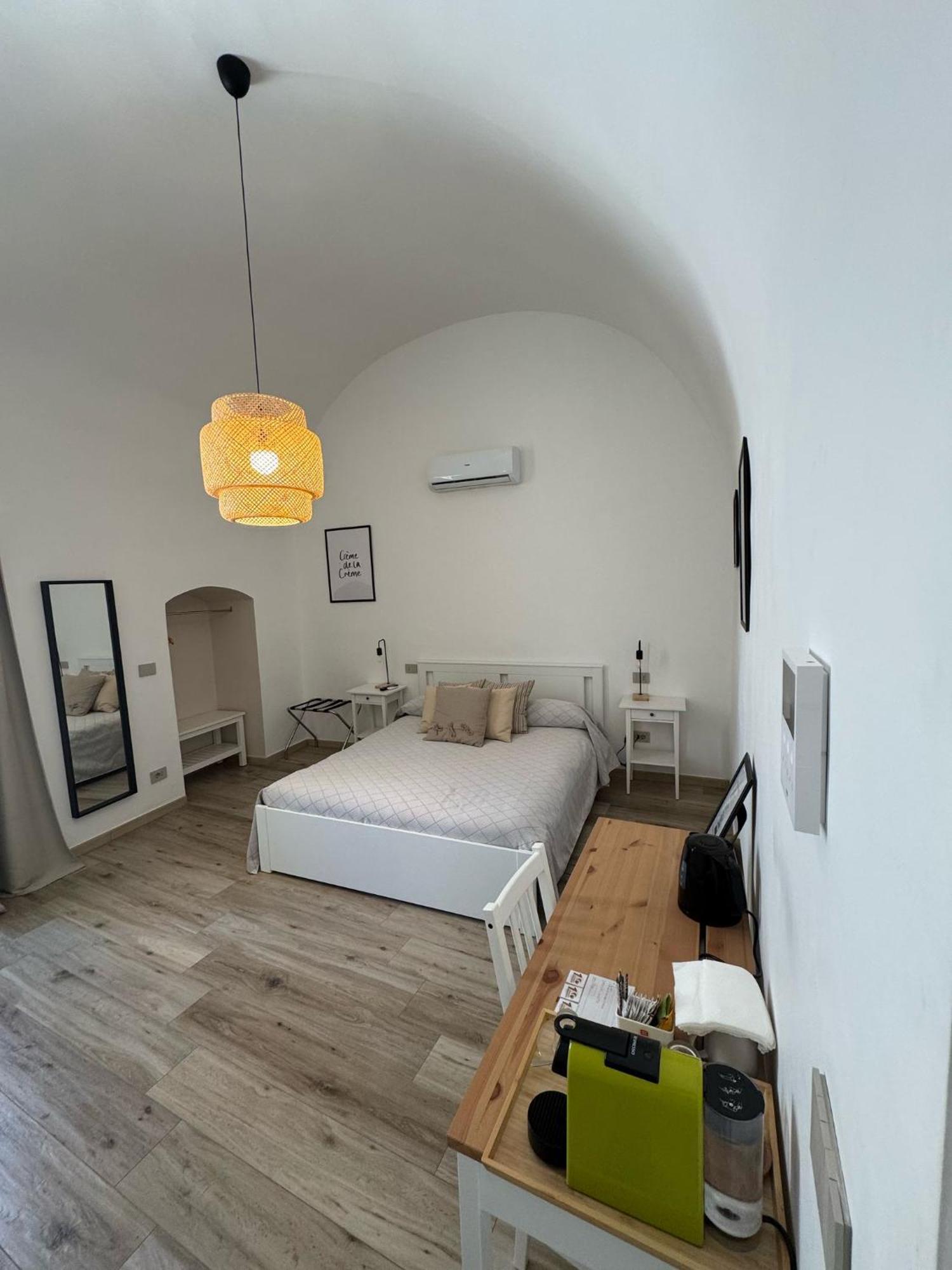 Bona Sforza Suites Bari Bagian luar foto